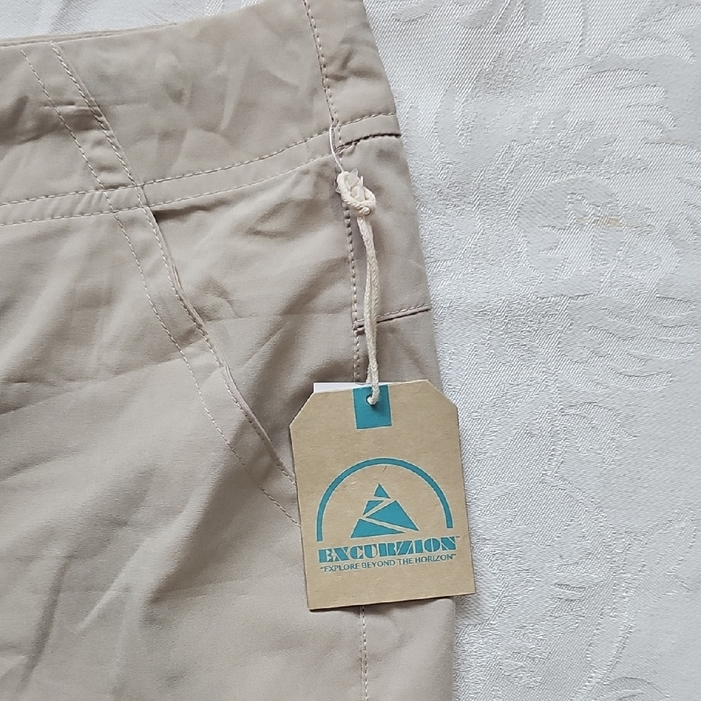 Breezy Excursion Women's Tan Bermudas - Picture 2 of 8